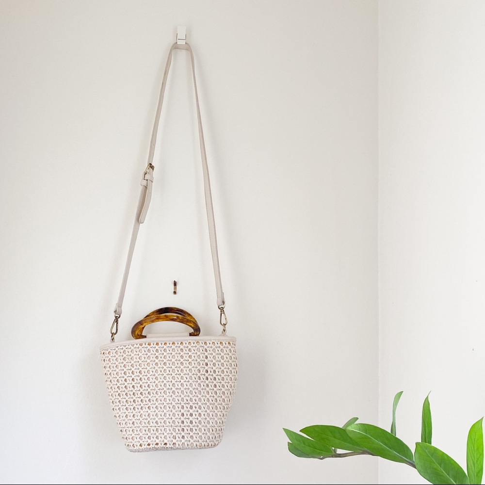 ANTHROPOLOGIE Cream Woven Crossbody Bucket Bag